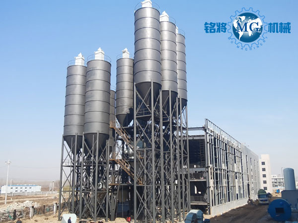 �ɷ�ɰ�{�O����ӽ�Q����